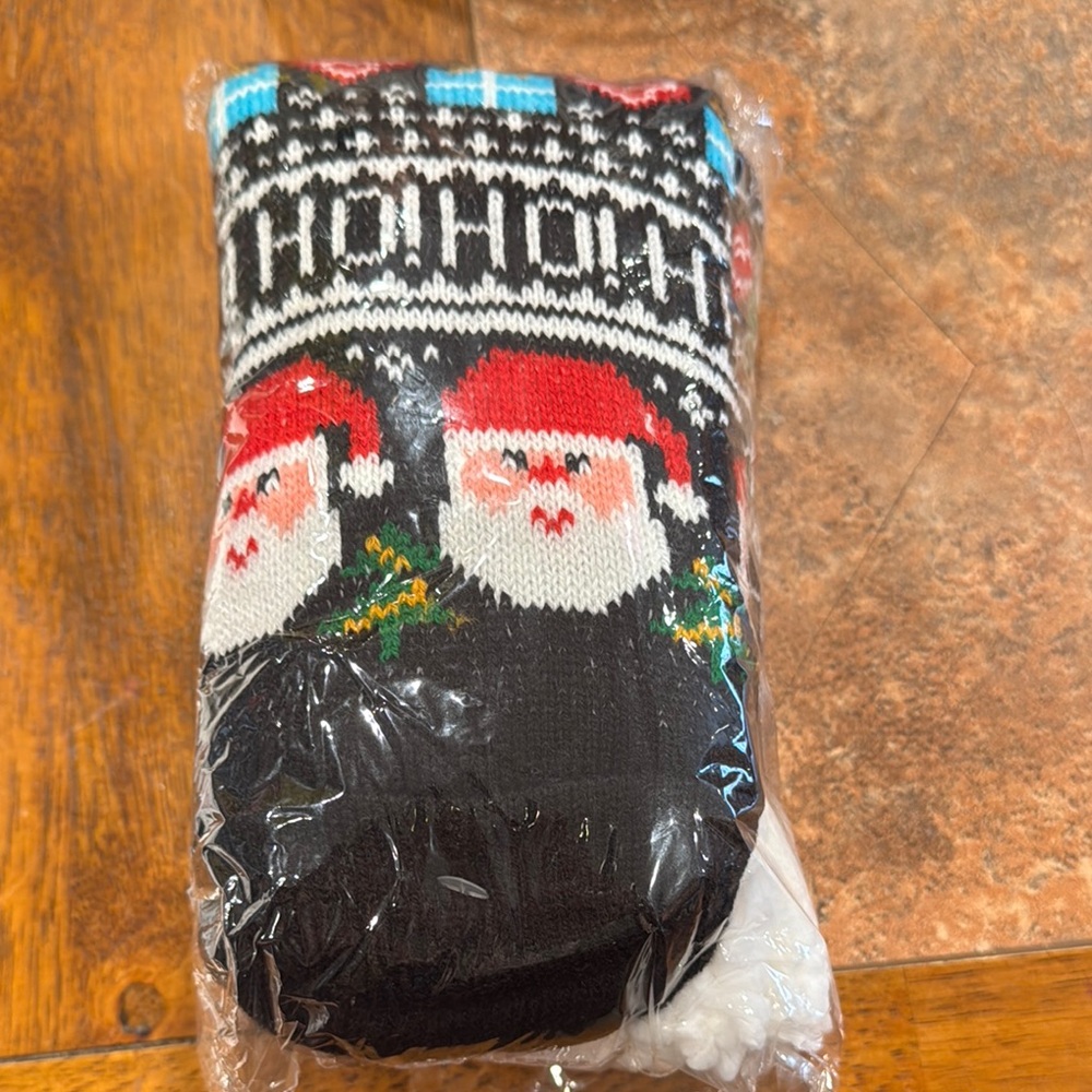 Festive Santa Knit Socks - Black